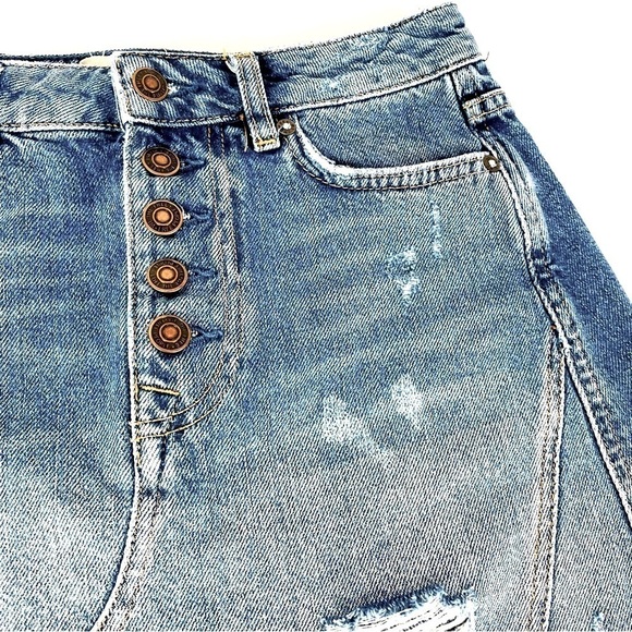 We The Free Breezy A Line Distressed Button Fly Denim Skirt Size 25 - Picture 3 of 9